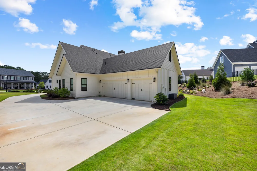 70 Stubbs HL Senoia, GA 30276