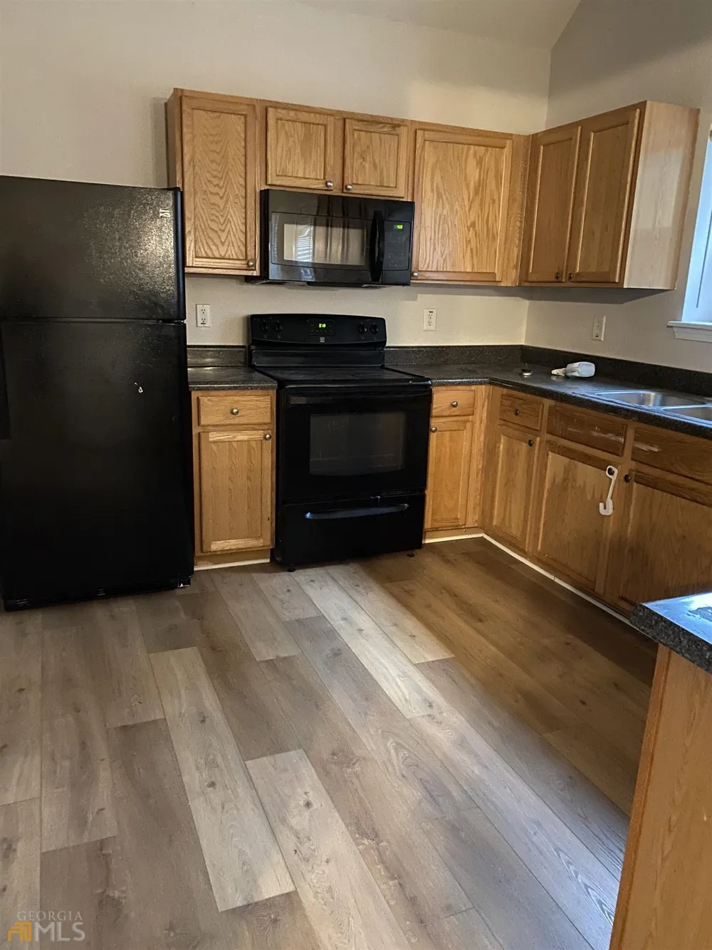 4649 Ravenwood LOOP Union City, GA 30291