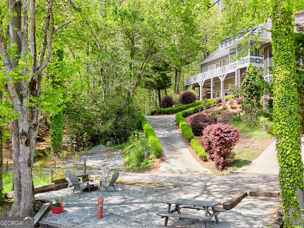 336 Fulton RD Tiger, GA 30576