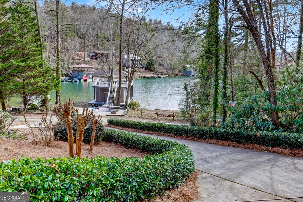 336 Fulton RD Tiger, GA 30576