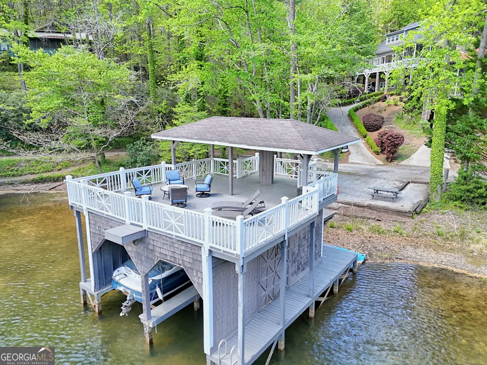 336 Fulton RD Tiger, GA 30576