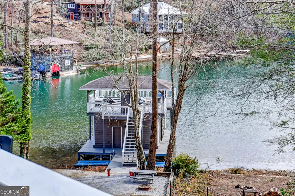 336 Fulton RD Tiger, GA 30576