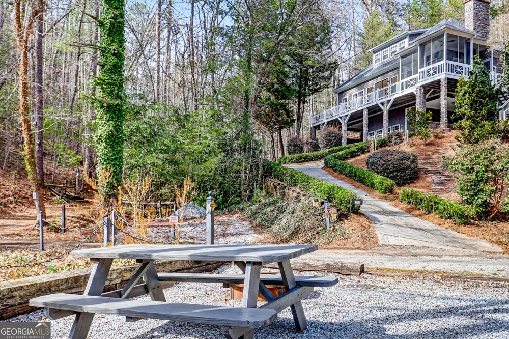 336 Fulton RD Tiger, GA 30576