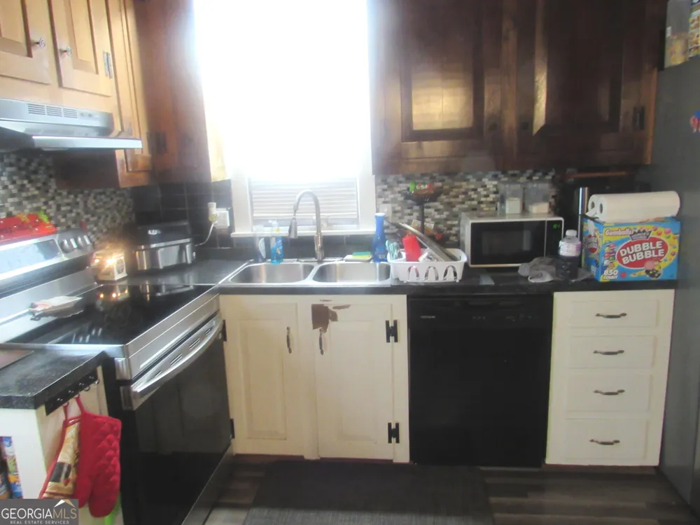 433 Ga Highway 26 E Cochran, GA 31014