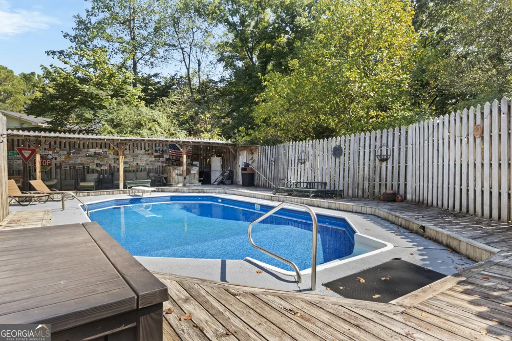 422 Ridgewood CIR Summerville, GA 30747