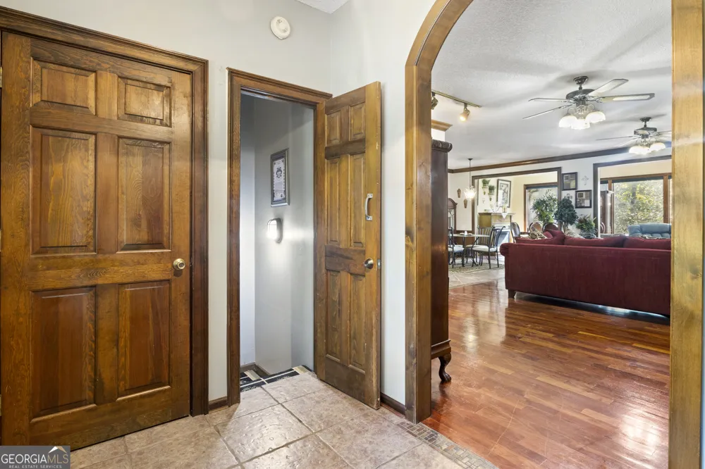 422 Ridgewood CIR Summerville, GA 30747