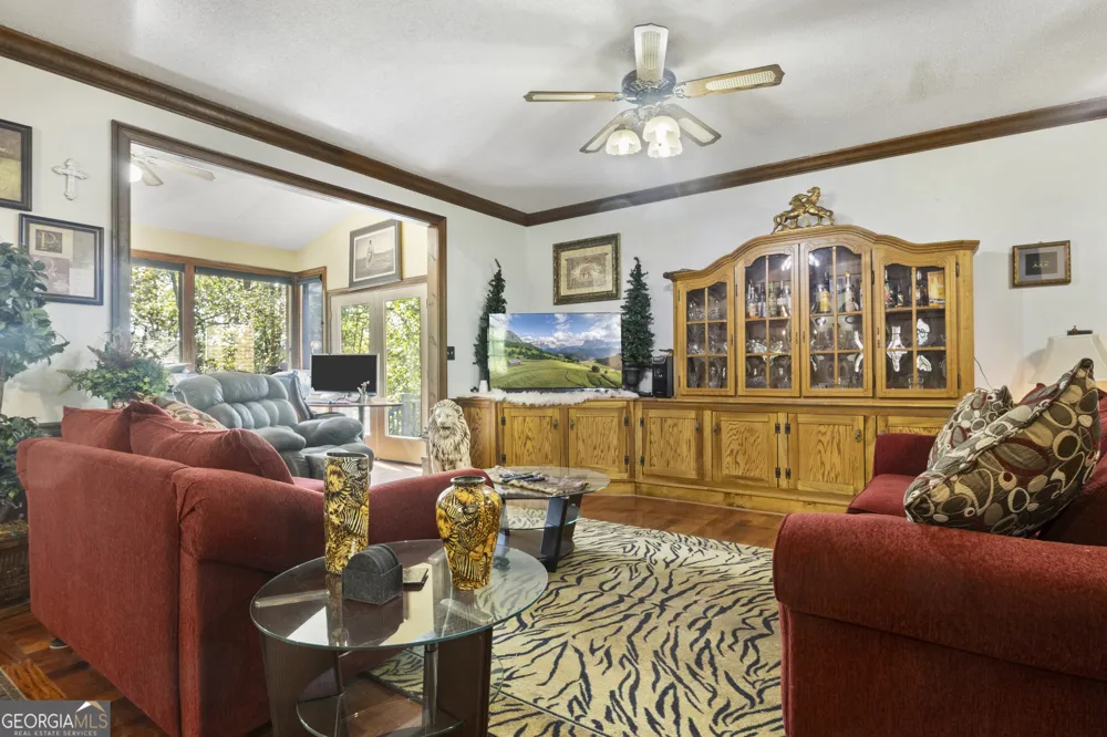 422 Ridgewood CIR Summerville, GA 30747