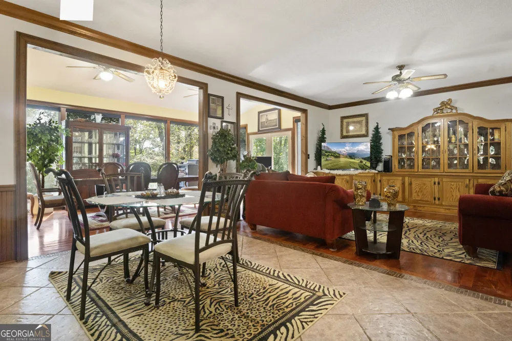 422 Ridgewood CIR Summerville, GA 30747