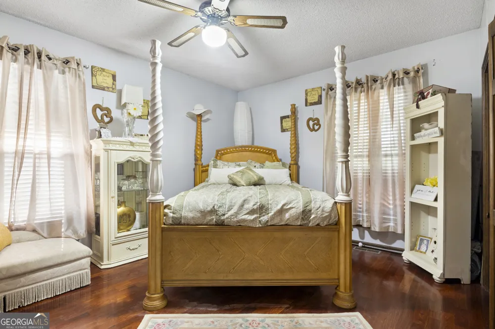 422 Ridgewood CIR Summerville, GA 30747