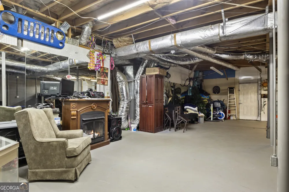 422 Ridgewood CIR Summerville, GA 30747
