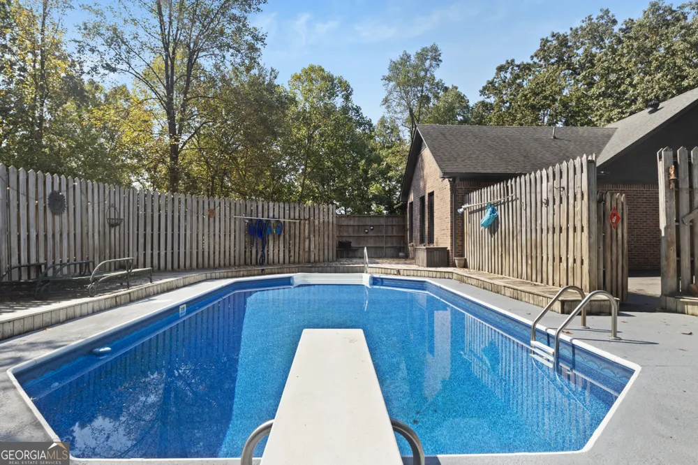 422 Ridgewood CIR Summerville, GA 30747