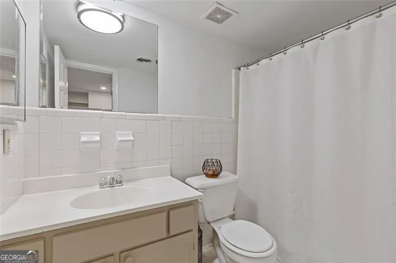 3236 HENDERSON MILL RD Chamblee, GA 30341
