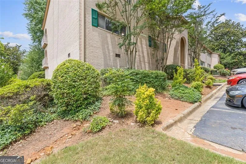3236 HENDERSON MILL RD Chamblee, GA 30341