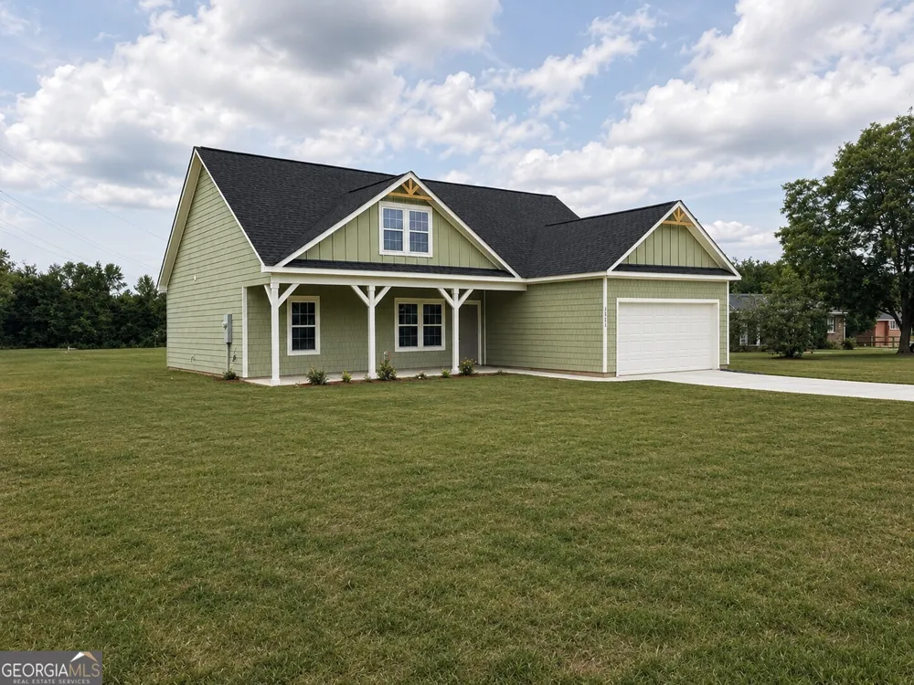 2665 Paoli ST Comer, GA 30629