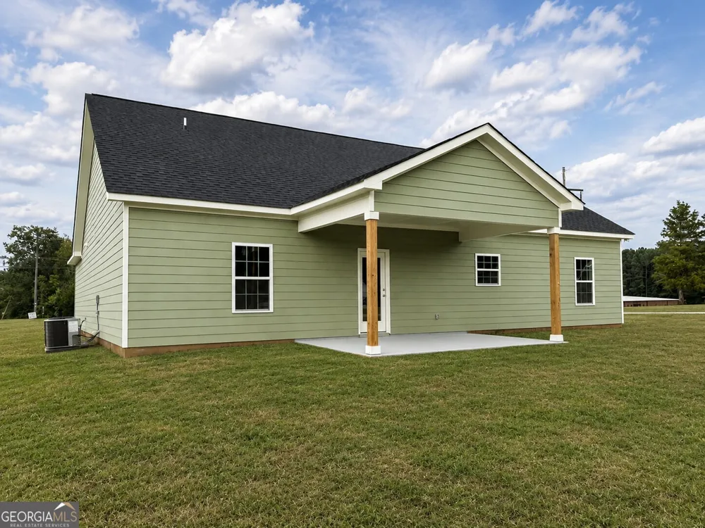 2665 Paoli ST Comer, GA 30629
