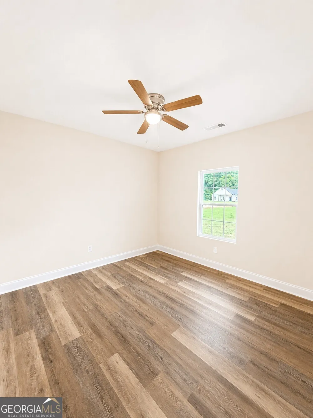 2665 Paoli ST Comer, GA 30629