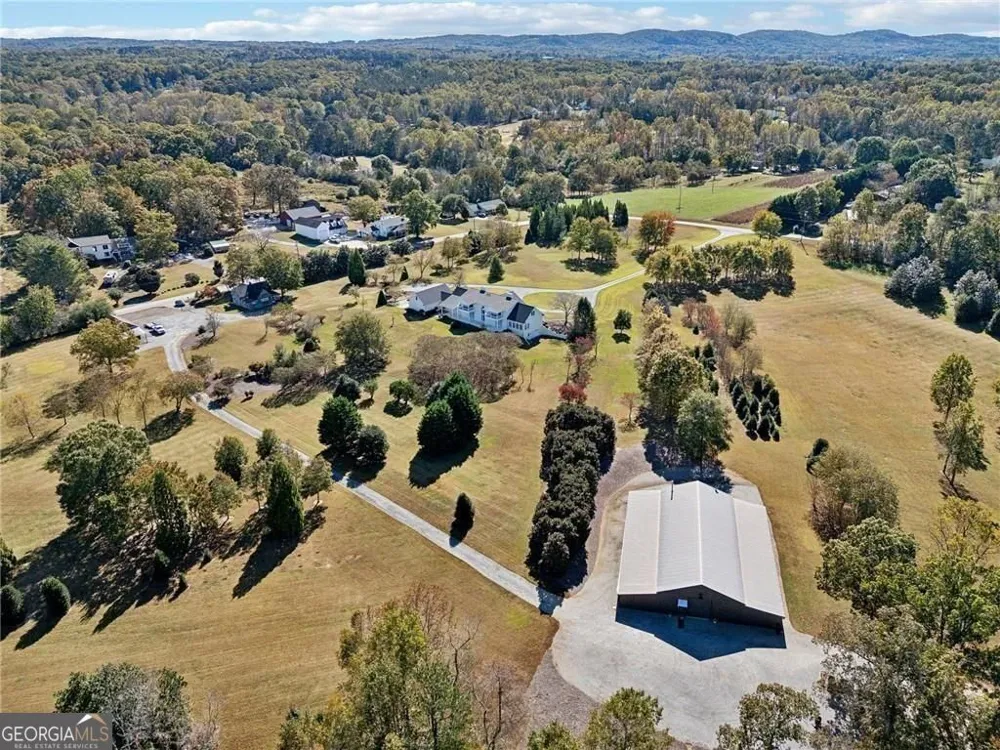 1892 Blacks Mill RD Dawsonville, GA 30534