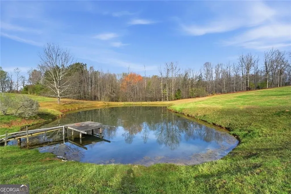 1892 Blacks Mill RD Dawsonville, GA 30534