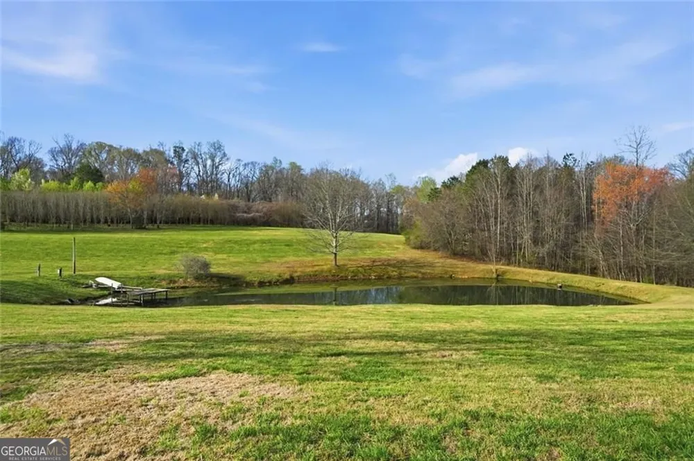 1892 Blacks Mill RD Dawsonville, GA 30534