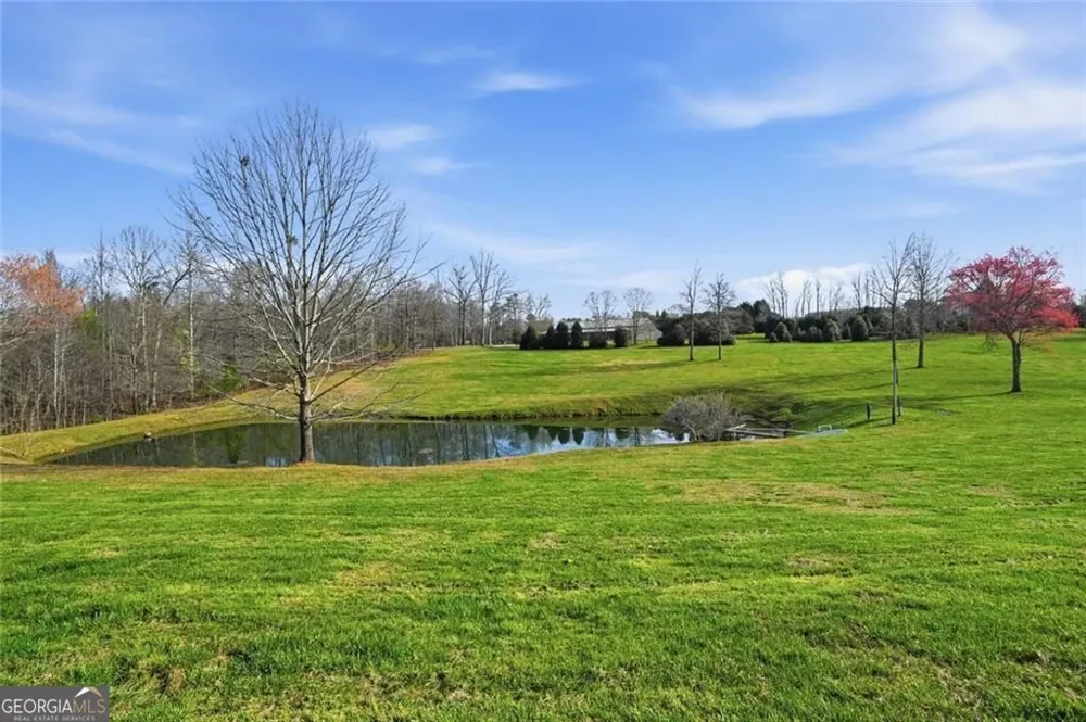 1892 Blacks Mill RD Dawsonville, GA 30534