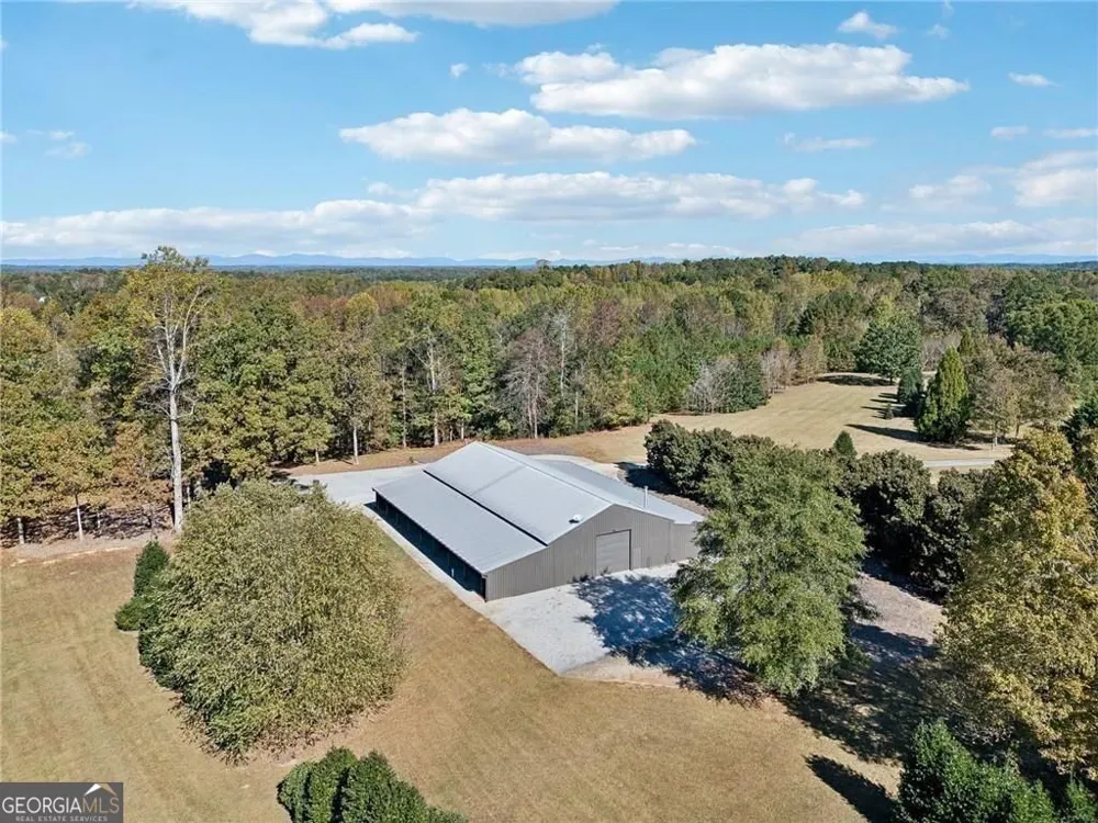 1892 Blacks Mill RD Dawsonville, GA 30534