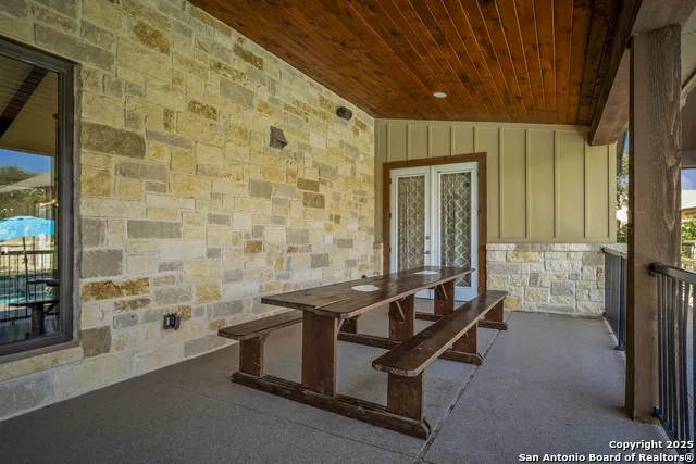 1185 Mountain Valley Concan, TX 78838