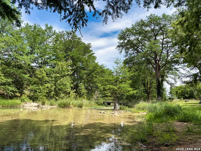 250 Patterson St. Medina, TX 78055