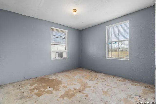 844 County Road 6846 Lytle, TX 78052