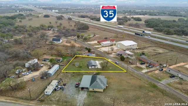 844 County Road 6846 Lytle, TX 78052