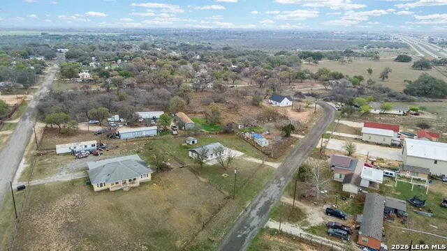 844 County Road 6846 Lytle, TX 78052