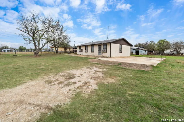 844 County Road 6846 Lytle, TX 78052