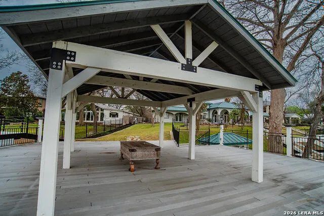 850 Lakeview Trl McQueeney, TX 78123