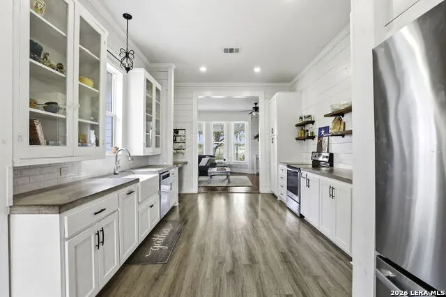 6673 Center Point San Marcos, TX 78666
