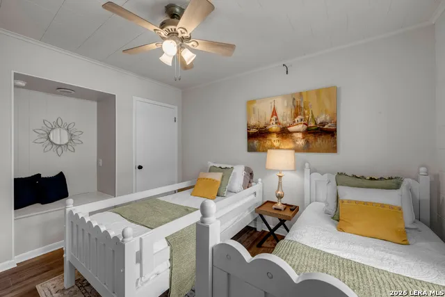 301 Riverside Drive Kingsland, TX 78639
