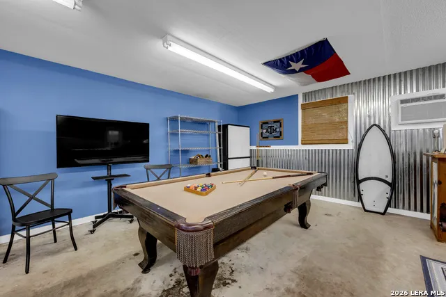 301 Riverside Drive Kingsland, TX 78639