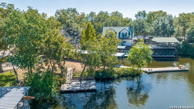 301 Riverside Drive Kingsland, TX 78639