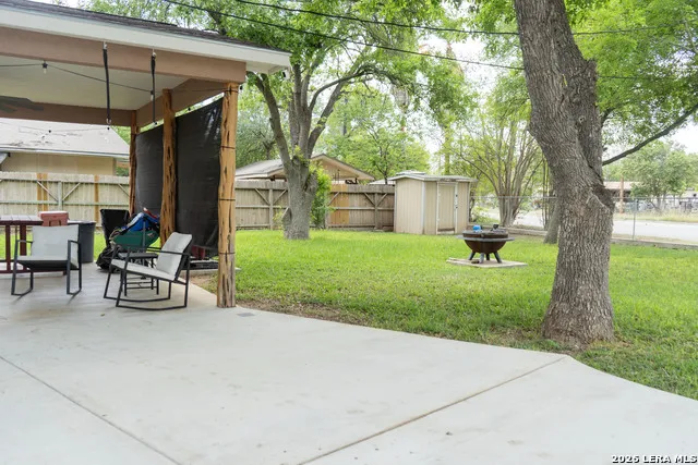 501 Perez St Uvalde, TX 78801