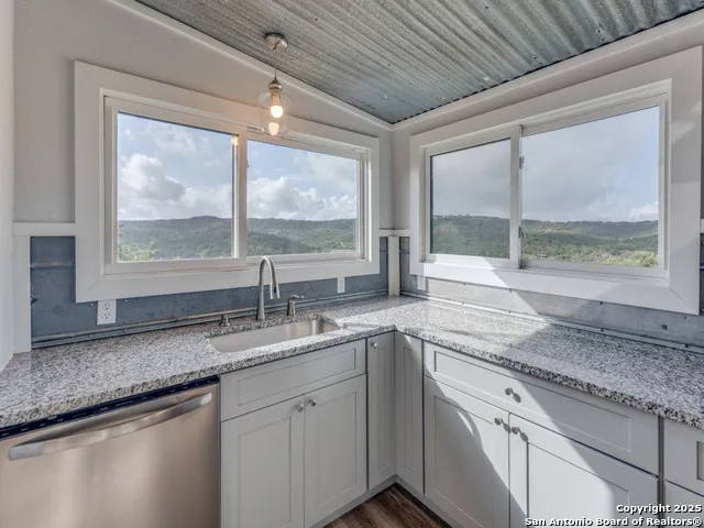 238 Ledgeview Canyon Lake, TX 78133