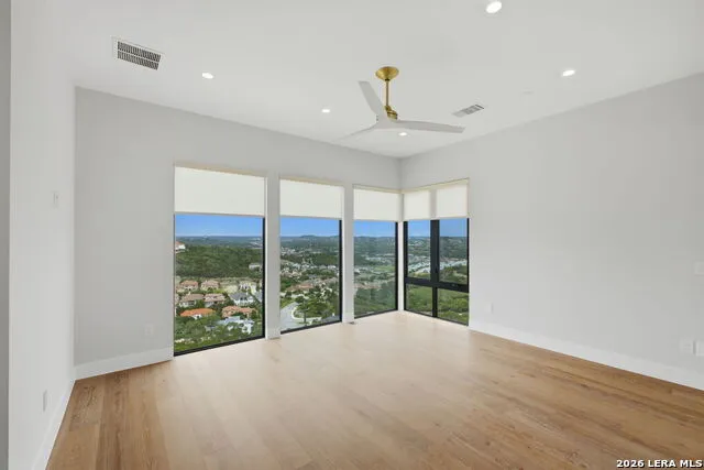 7011 Bella Rose San Antonio, TX 78256