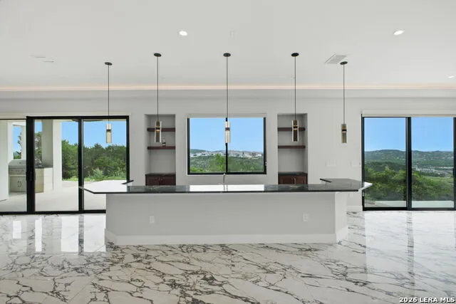 7011 Bella Rose San Antonio, TX 78256