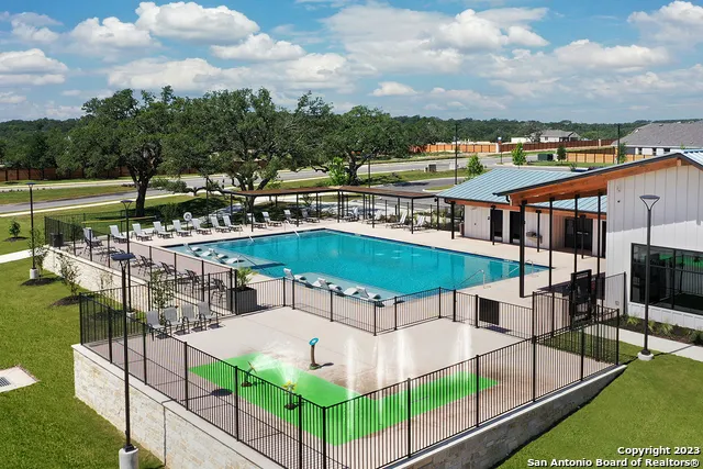 1838 PINING ST New Braunfels, TX 78132