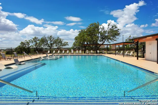 1838 PINING ST New Braunfels, TX 78132