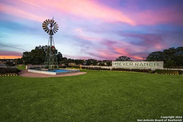 1838 PINING ST New Braunfels, TX 78132