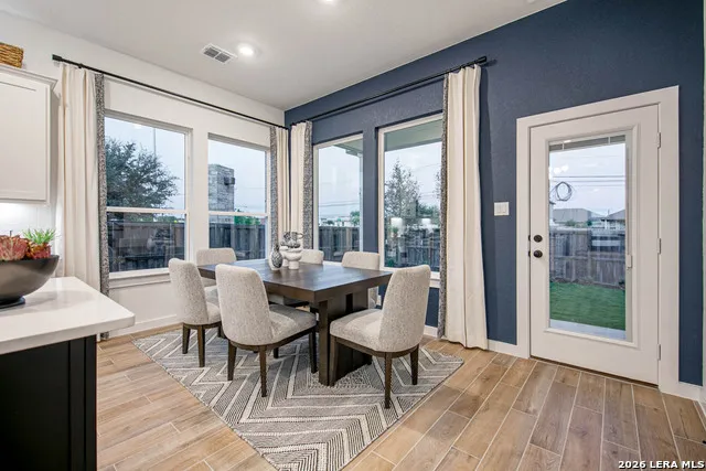 1838 PINING ST New Braunfels, TX 78132