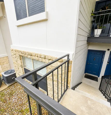 6000 SHEPHERD MOUNTAIN CV #UNIT 1706 Austin, TX 78730