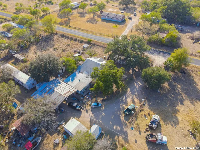 21190 Ernst Somerset, TX 78069