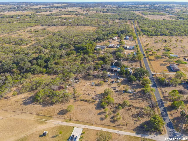 21190 Ernst Somerset, TX 78069