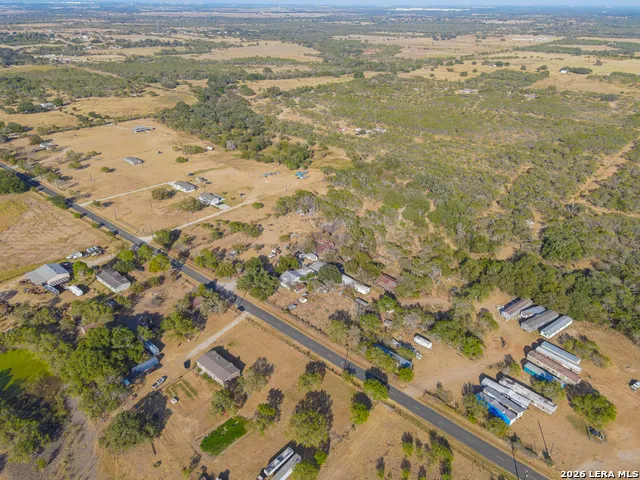 21190 Ernst Somerset, TX 78069