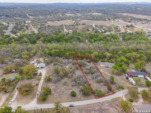 223 BLUFF VIEW DR