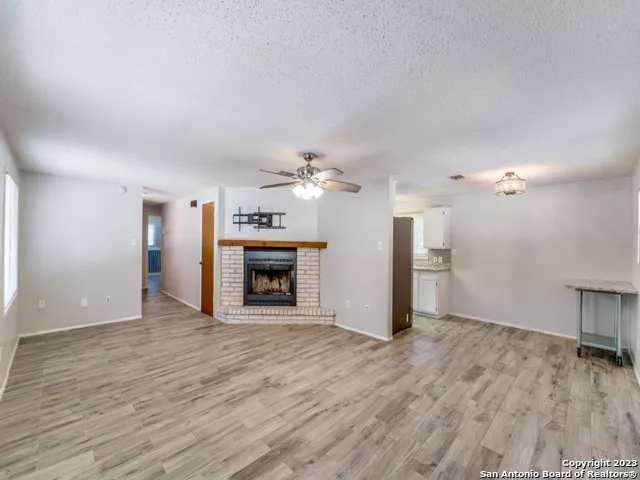 1351 SPITZ KEGEL VIEW DR Canyon Lake, TX 78133